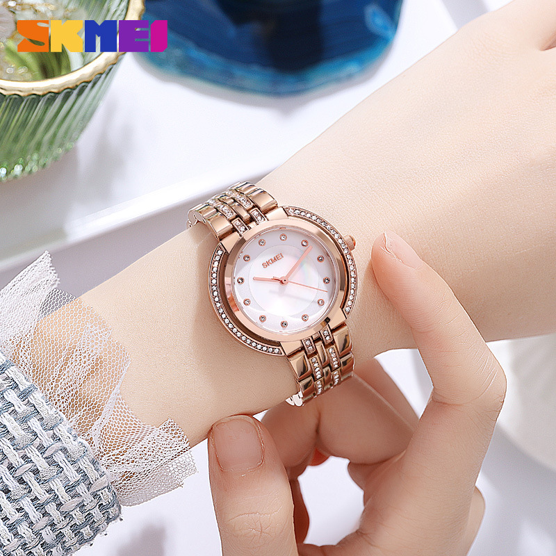 Luxury Watch For - Damen-Armbanduhr mit Quarzwerk, Luxuriöses Strass-Zifferblatt, Zinklegierungsband,