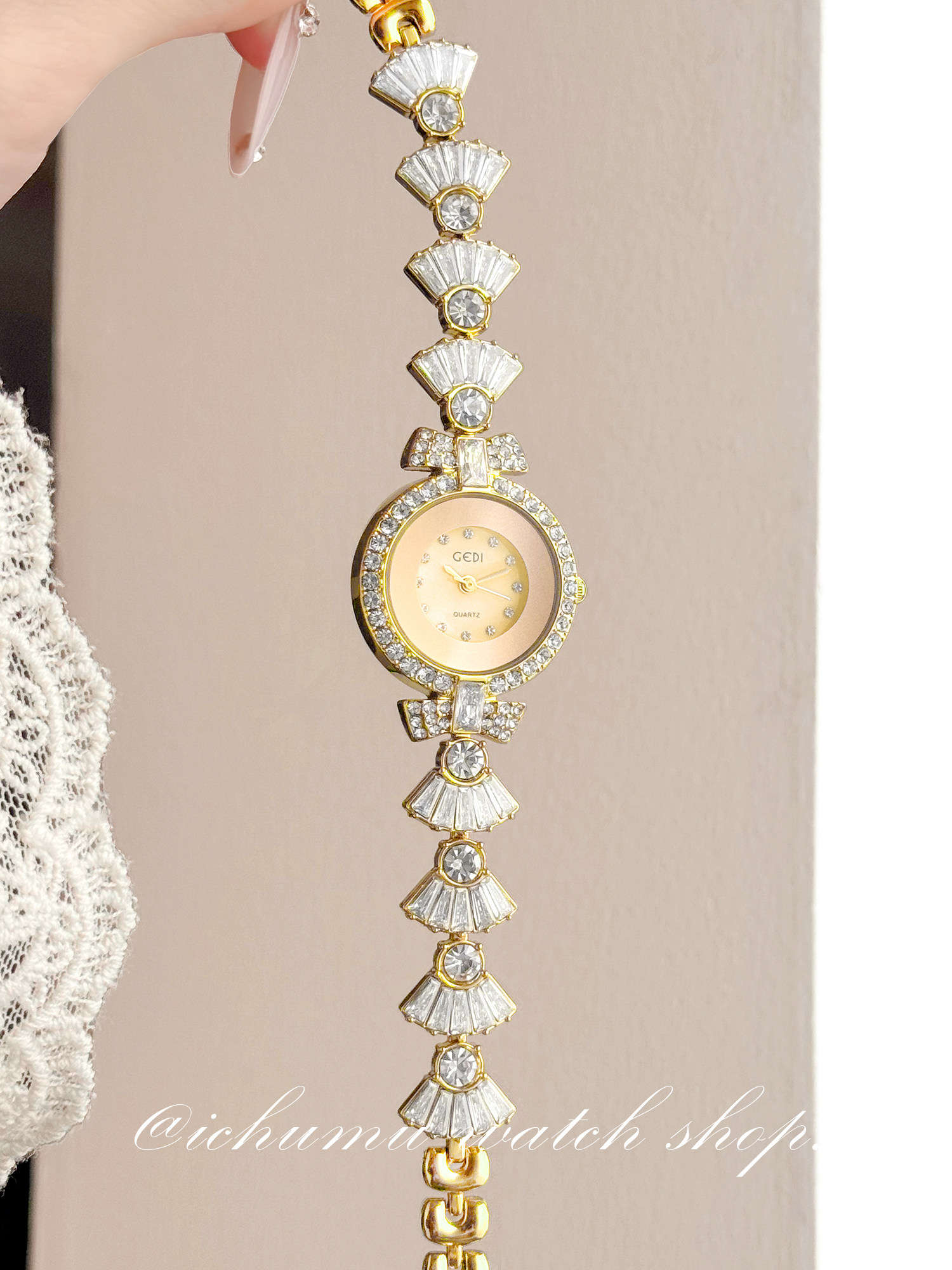 Meerjungfrauen-Damenuhr: Luxur – Luxury Watch For Bewertung und Preis
