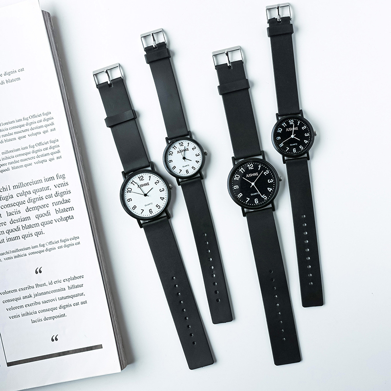Einfache schwarze Uhr Quarzuhr – Luxury Watch With Leather Strap Bewertung und Preis